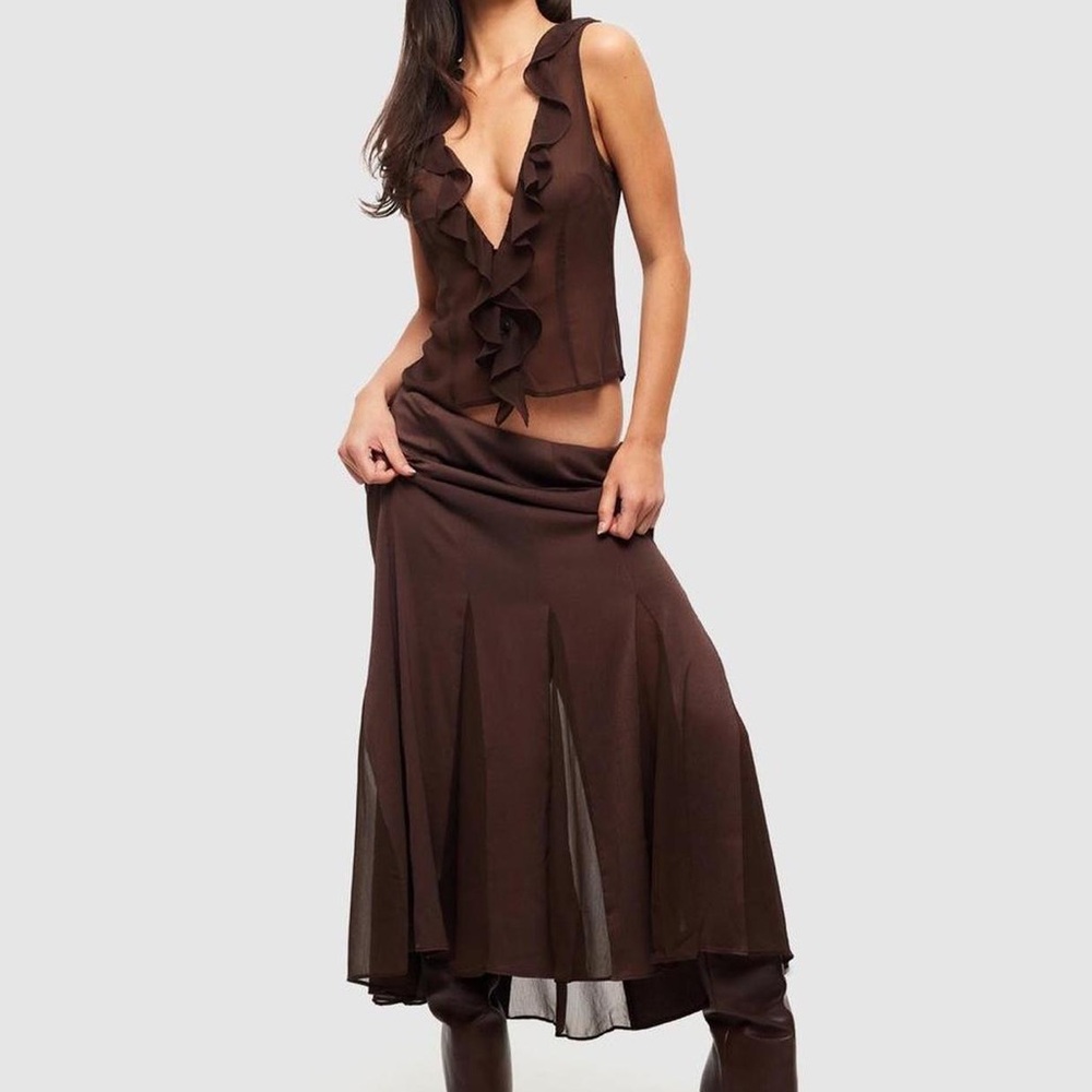 Lioness Brown Ruffle Skirt and Top Set